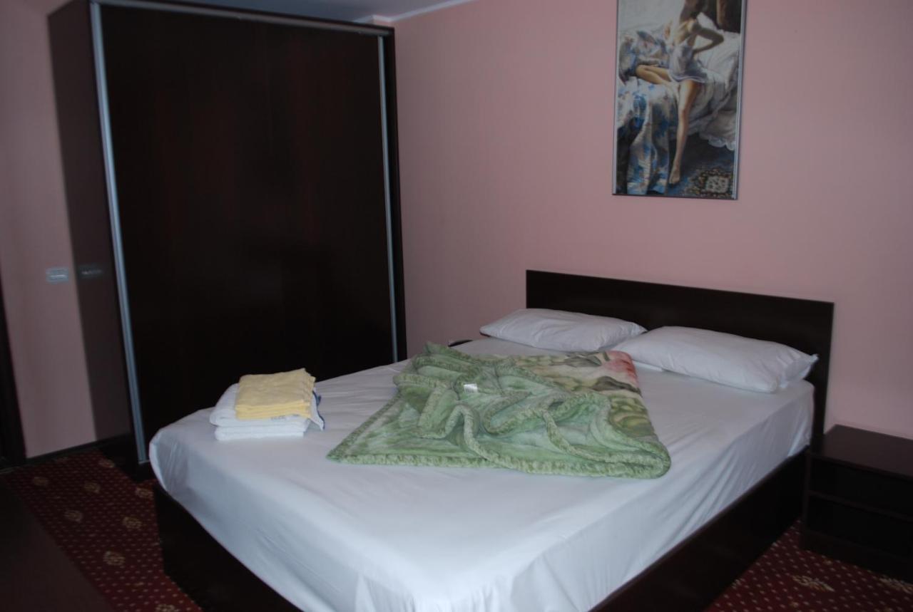 Hotel Austin Констанца Экстерьер фото
