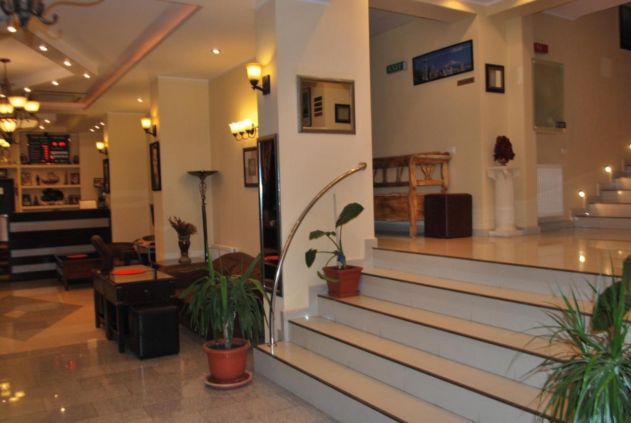 Hotel Austin Констанца Экстерьер фото